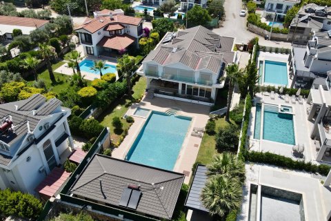 Продажа виллы  в Олюденизе, Фетхие, Мугле, Турция 5+1, 450м2, №194118 – фото 3