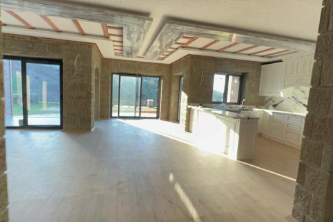 4+1 Villa  in Trabzon, Türkei Nr. 185625 - 5