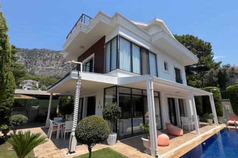 Продажа виллы  в Гёчеке, Мугле, Турция 3+1, 150м2, №194210 – фото 1