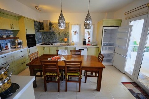 Продажа виллы  в Гёчеке, Мугле, Турция 4+1, 260м2, №194205 – фото 3