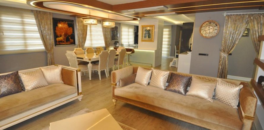 آپارتمان در  Alanya ، امارات متحده عربی 3 خوابه ، 240 متر مربع.  شماره 183822