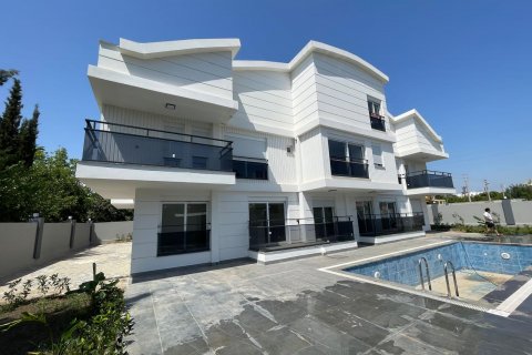 Продажа квартиры  в Ларе, Анталье, Турция 4+1, 175м2, №193581 – фото 4