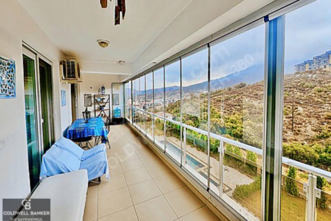 Продажа квартиры  в Фоче, Измире, Турция 2+1, 110м2, №186728 – фото 1