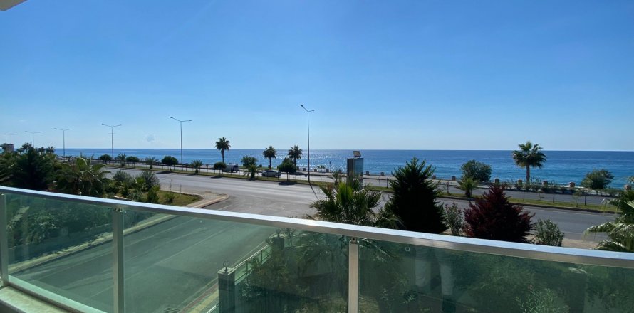 Квартира  3+1 в Аланье, Анталья, Турция №191422