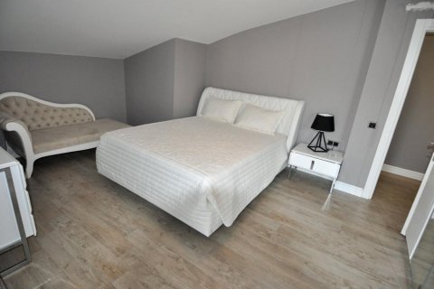 آپارتمان در  Alanya ، امارات متحده عربی 3 خوابه ، 240 متر مربع.  شماره 183822 - 20