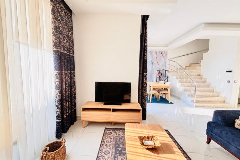 Продажа квартиры  в Аланье, Анталье, Турция 2+1, 120м2, №193559 – фото 1