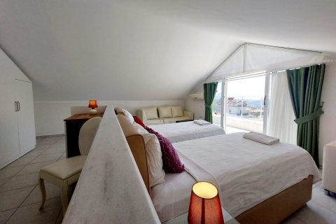 Продажа виллы  в Олюденизе, Фетхие, Мугле, Турция 3+1, 500м2, №192643 – фото 2