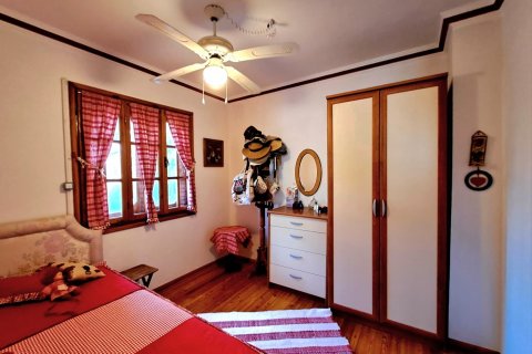 3+1 Villa  in Cesme, Izmir, Türkei Nr. 206602 - 16