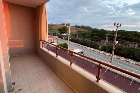 Продажа квартиры в Мендересе, Измире, Турция 1+1, 55м2, №186821 – фото 3