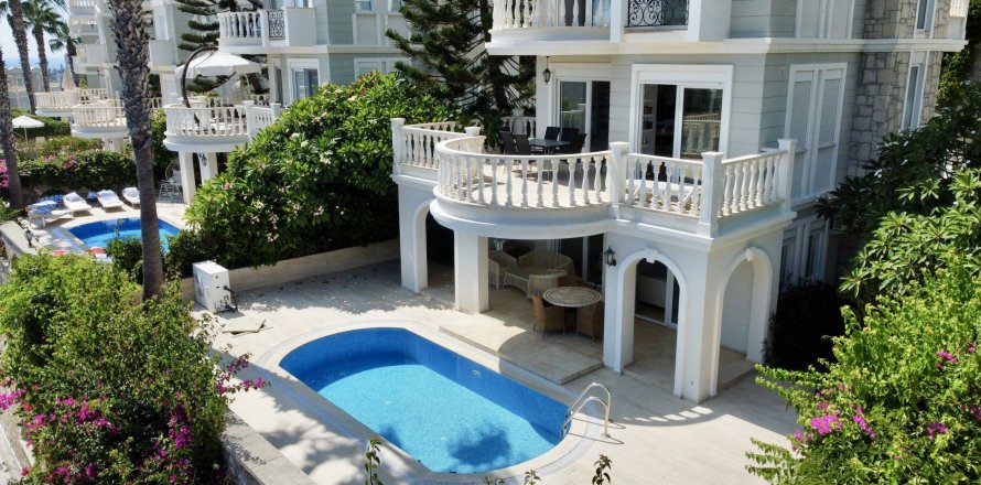 4+1 Villa  i Alanya, Antalya, Turkiet Nr. 191578