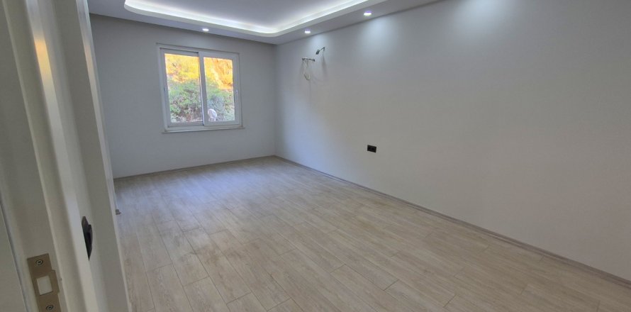 Квартира  2+1 в Мармарисе, Мугла, Турция №190441