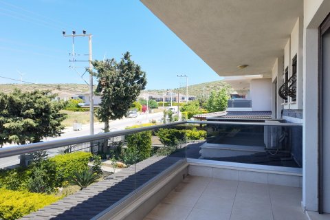 Villa  3+1  İzmir, Türkiye №191456 - 1
