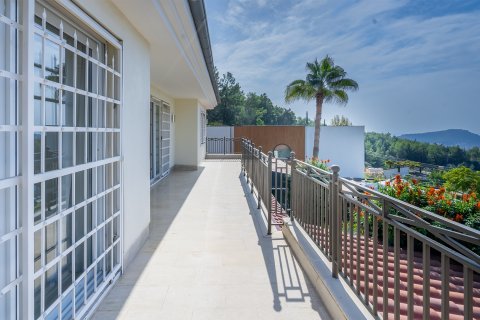 Продажа виллы  в Аланье, Анталье, Турция 5+1, 290м2, №191572 – фото 9