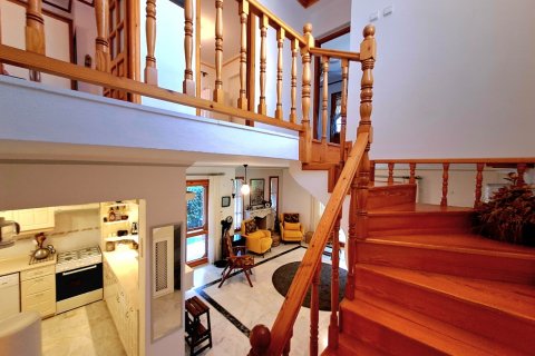 3+1 Villa  in Cesme, Izmir, Türkei Nr. 206602 - 8