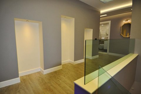 آپارتمان در  Alanya ، امارات متحده عربی 3 خوابه ، 240 متر مربع.  شماره 183822 - 10