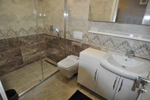 آپارتمان در  Alanya ، امارات متحده عربی 3 خوابه ، 240 متر مربع.  شماره 183822 - 16