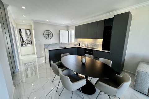 3+1 Lägenhet  i Kucukerenkoy, Girne,  Nr. 194115 - 14