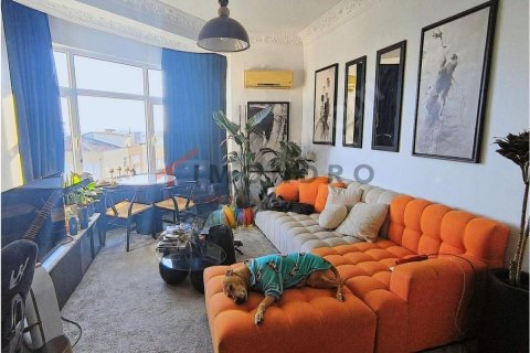 آپارتمان در Beyoglu،  Istanbul ، امارات متحده عربی 2 خوابه ، 110 متر مربع.  شماره 188527 - 4