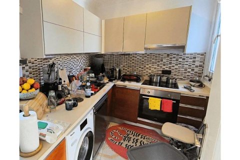 آپارتمان در Beyoglu،  Istanbul ، امارات متحده عربی 2 خوابه ، 110 متر مربع.  شماره 188527 - 8