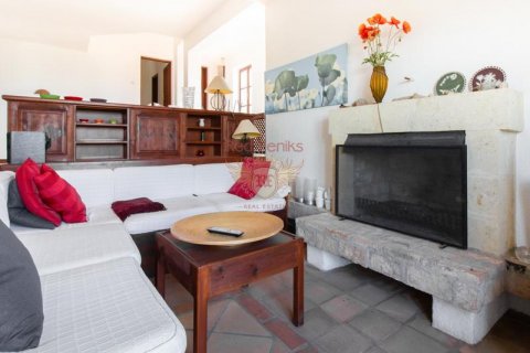 Продажа виллы  в Гирне, Северный Кипр 4+1, 300м2, №187889 – фото 13