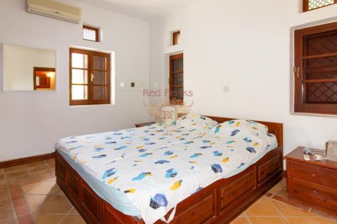 Продажа виллы  в Гирне, Северный Кипр 4+1, 300м2, №187889 – фото 18