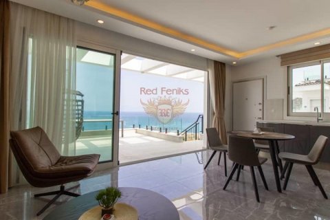 Продажа квартиры  в Гирне, Северный Кипр 2+1, 145м2, №187896 – фото 3