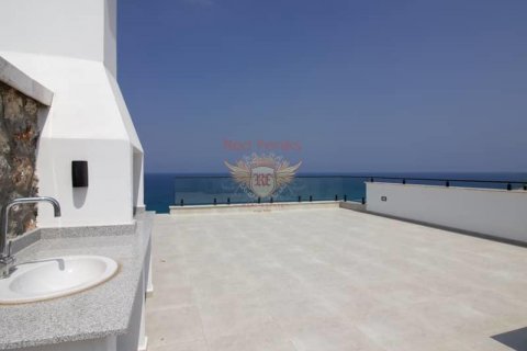 Продажа квартиры  в Гирне, Северный Кипр 2+1, 145м2, №187896 – фото 21