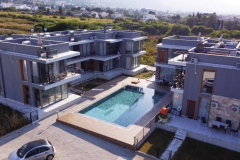 آپارتمان در  Northern Cyprus ، ترکیه 100 متر مربع.  شماره 186446 - 2