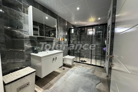 Продажа квартиры  в Ларе, Анталье, Турция 3+1, 175м2, №186599 – фото 9