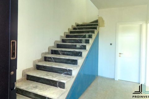 Lägenhet  i  Nr. 186149 - 3