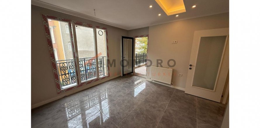 Квартира  2+1 в Авджылар, Стамбул, Турция №185533