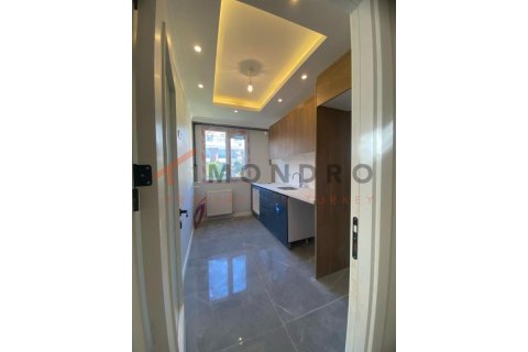 Продажа квартиры  в Авджылар, Стамбуле, Турция 2+1, 100м2, №185534 – фото 6