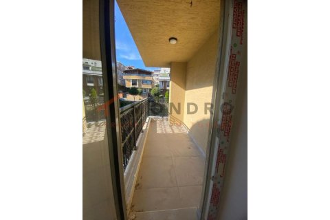 Продажа квартиры  в Авджылар, Стамбуле, Турция 2+1, 100м2, №185534 – фото 1