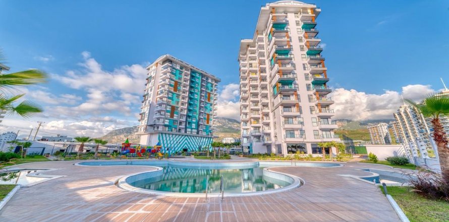 Квартира  3-х ком. в Аланье, Анталья, Турция №192280