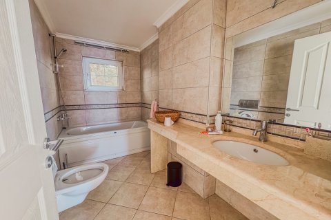 Продажа квартиры  в Аланье, Анталье, Турция 5 комн., 270м2, №192283 – фото 19