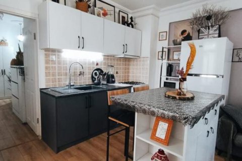 Аренда квартиры  в Аланье, Анталье, Турция 2 комн., 60м2, №187312 – фото 2