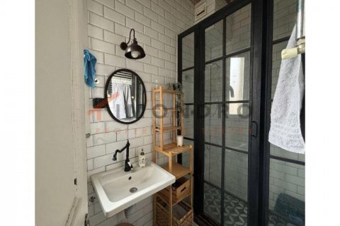 آپارتمان در Beyoglu،  Istanbul ، امارات متحده عربی 1 خوابه ، 65 متر مربع.  شماره 188349 - 21