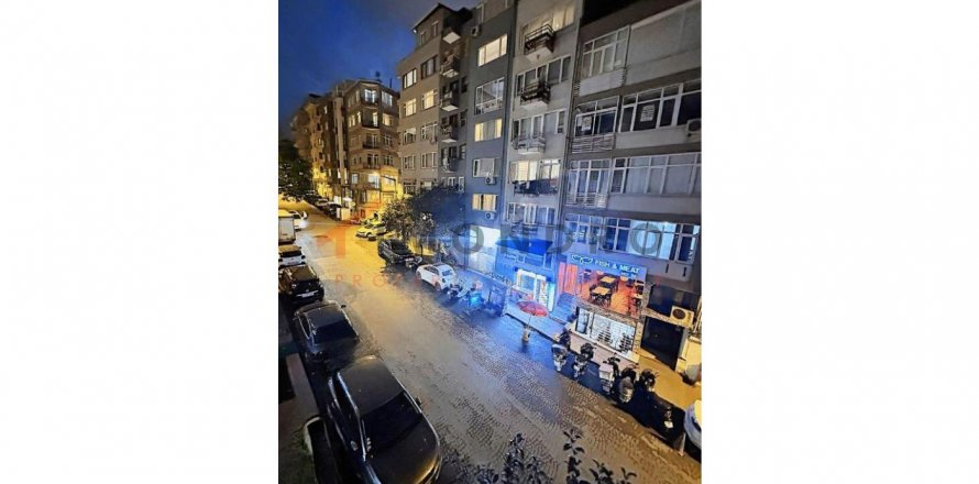 2+1 Apartment in Beyoglu, Istanbul, Turkey No. 188353