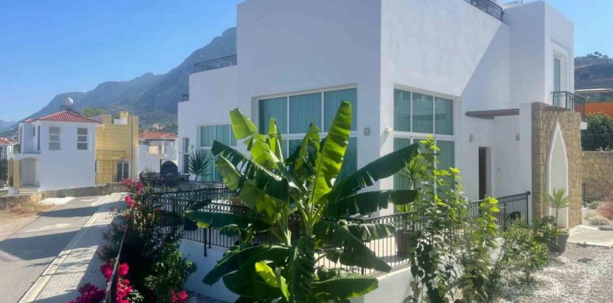 Вилла  3+1 в Гирне, Северный Кипр №190782