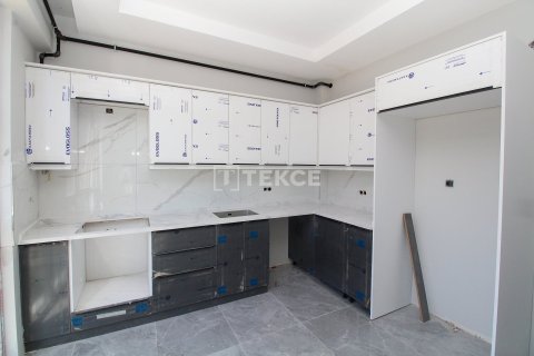 Продажа квартиры  в Чинарджике, Ялове, Турция 4+1, 221м2, №193392 – фото 14