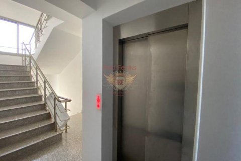 Apartment for sale  in Girne, Northern Cyprus, 2 bedrooms, 70m2, No. 187616 – photo 3