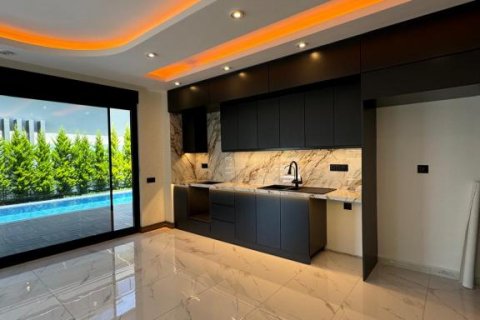 Продажа виллы  в Каргыджаке, Аланье, Анталье, Турция 7 комн., 280м2, №193917 – фото 3