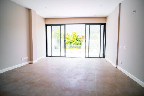 آپارتمان در  Girne ، ترکیه 230 متر مربع.  شماره 210763 - 15