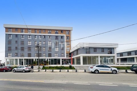 Продажа коммерческой недвижимости в Чекмекёе, Стамбуле, Турция, 291м2, №191282 – фото 1