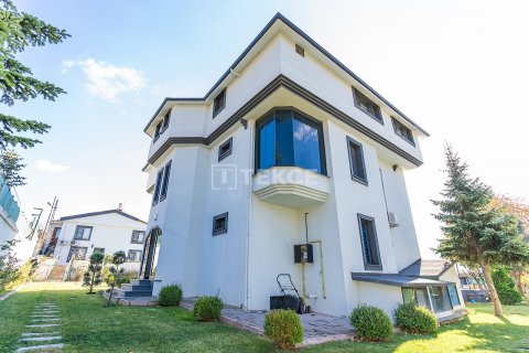 Продажа виллы  в Чаталдже, Стамбуле, Турция 9+4, 504м2, №191296 – фото 8