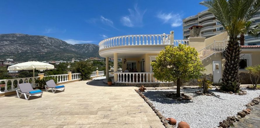 Вилла  4-х ком. в Махмутларе, Анталья, Турция №191435