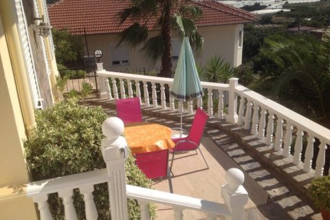 Продажа виллы  в Демирташе, Аланье, Анталье, Турция 4 комн., 180м2, №191434 – фото 17