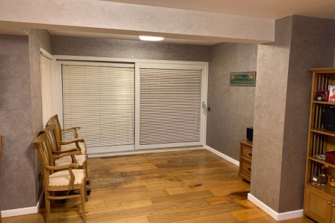 ویلا در  Istanbul ، ترکیه 7 خوابه ، 1200 متر مربع.  شماره 189321 - 4