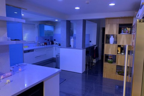 ویلا در  Istanbul ، ترکیه 7 خوابه ، 1200 متر مربع.  شماره 189321 - 2