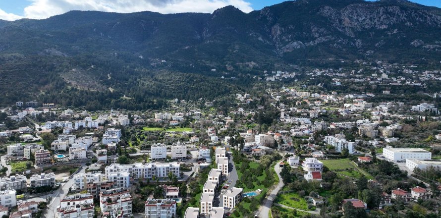 Apartment  in Girne, Northern Cyprus No. 210677